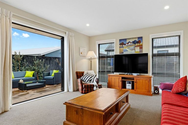 Photo of property in 32 Carrington Close, Lincoln, 7608