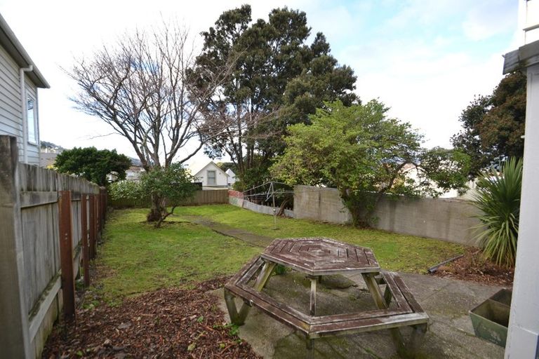 Photo of property in 6 Newman Terrace, Thorndon, Wellington, 6011
