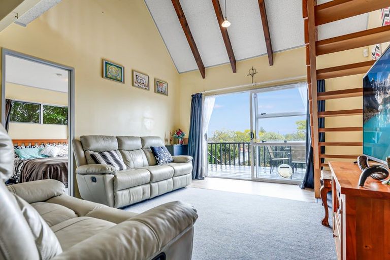 Photo of property in 35b Livingstone Avenue, Nawton, Hamilton, 3200