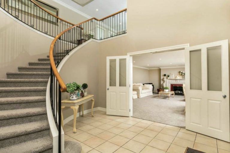 Photo of property in 12 Bushlands Park Drive, Albany, Auckland, 0632