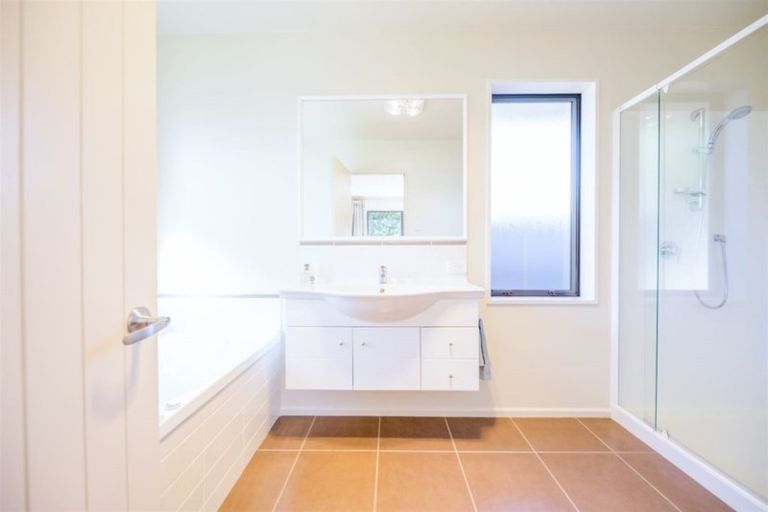 Photo of property in 30 Burbank Drive, Aidanfield, Christchurch, 8025