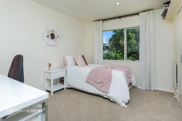 Photo of property in 6 Pelican Lane, Unsworth Heights, Auckland, 0632