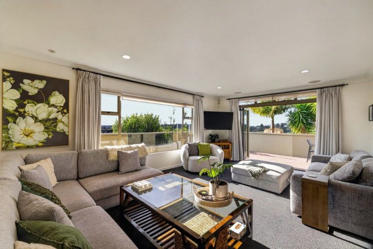 Photo of property in 30 Amberley Crescent, Bethlehem, Tauranga, 3110