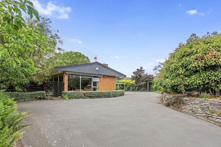 Photo of property in 239 Fifield Terrace, Opawa, Christchurch, 8023