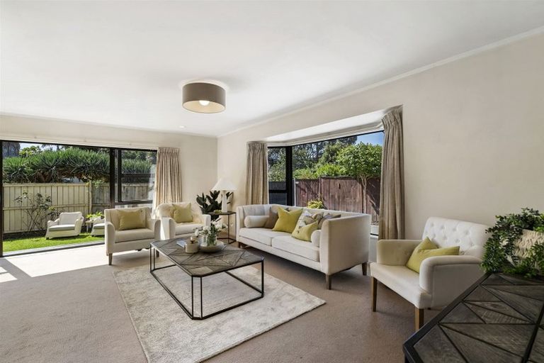 Photo of property in 2/17 Brook Street, Milford, Auckland, 0620