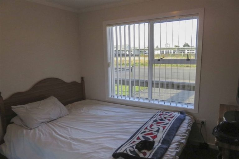 Photo of property in 82 Lothian Crescent, Strathern, Invercargill, 9812
