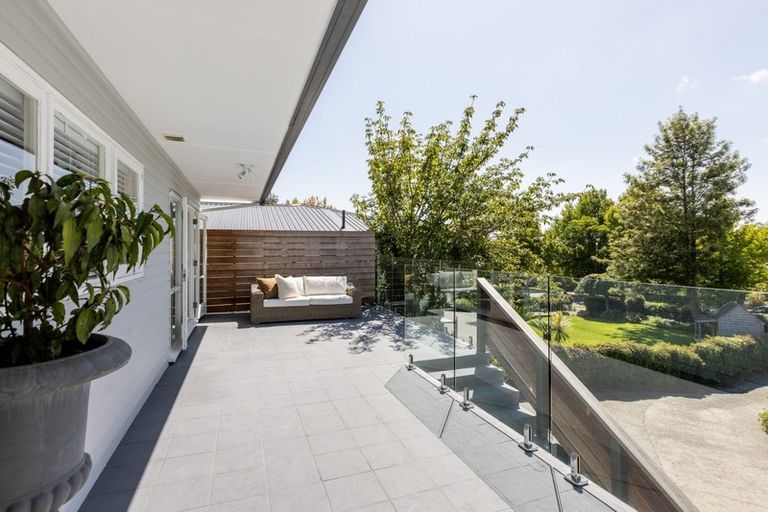 Photo of property in 16 Simla Avenue, Havelock North, 4130