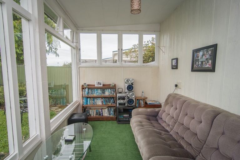 Photo of property in 37 Raymond Street, West End, Timaru, 7910