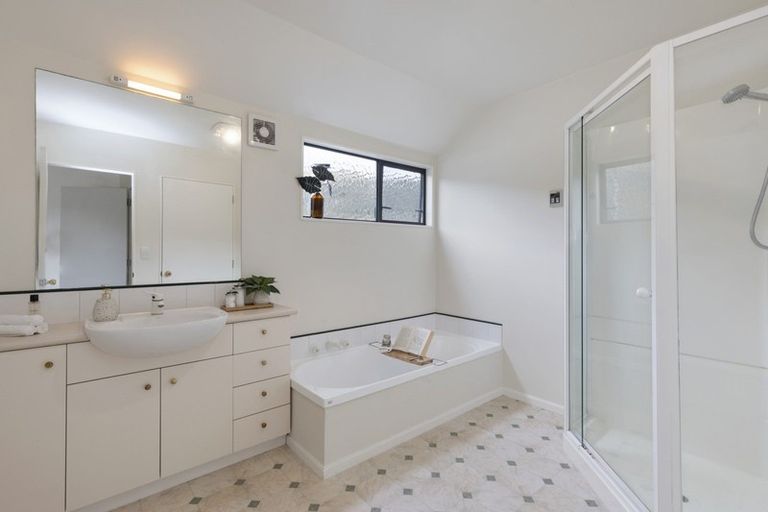 Photo of property in 21b Manuka Street, Stokes Valley, Lower Hutt, 5019