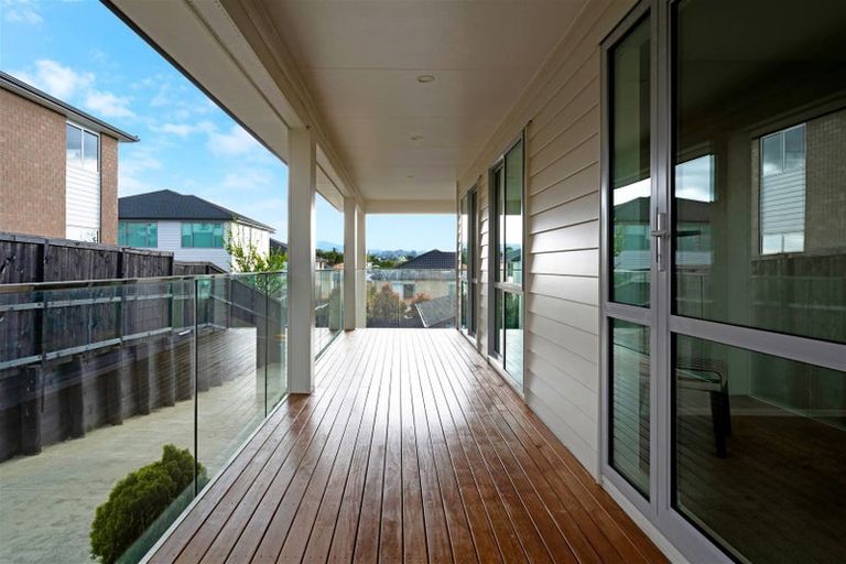 Photo of property in 49 Cirrus Way, Ranui, Auckland, 0612