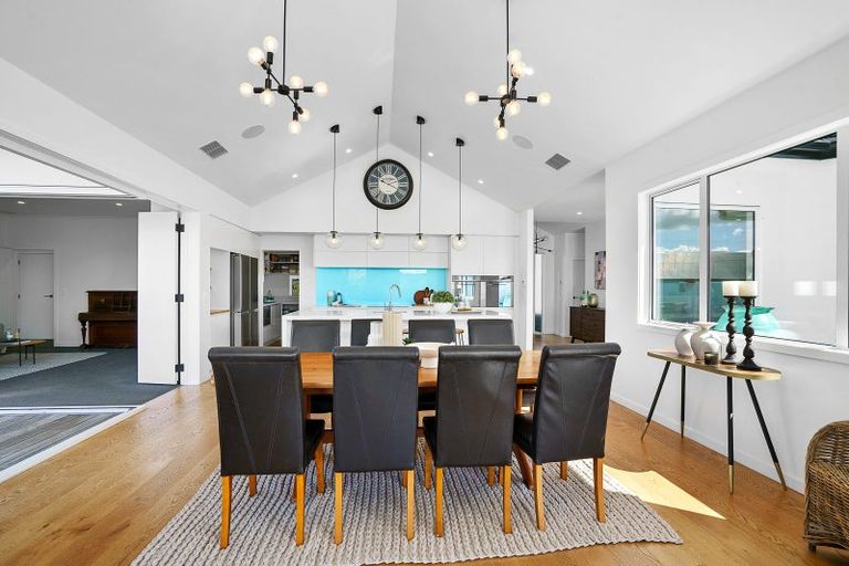 Photo of property in 12 Mike Smith Drive, Cambridge, 3434