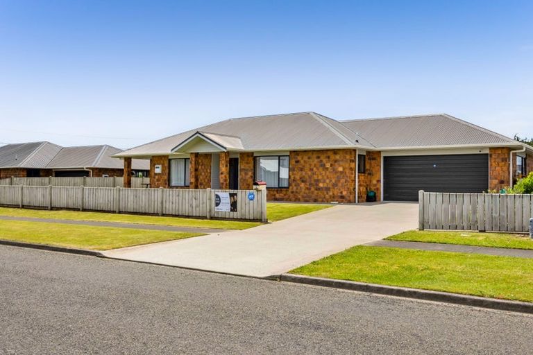 Photo of property in 35 Atkinson Street, Normanby, Hawera, 4614