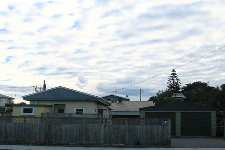 Photo of property in 41 Moana Street, Otaki Beach, Otaki, 5512