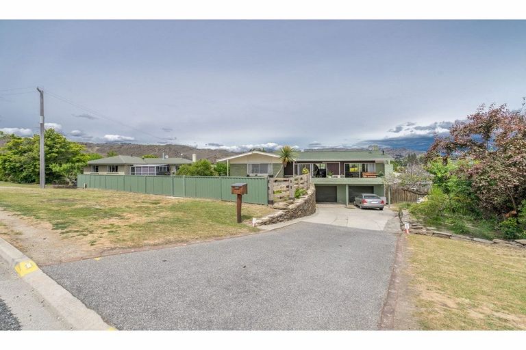 Photo of property in 6 Royal Terrace, Alexandra, 9320