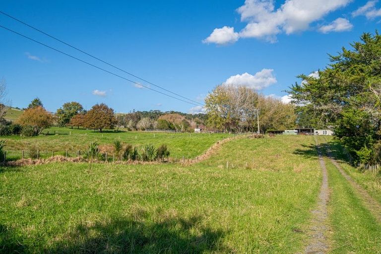 Photo of property in 174 Stoney Creek Road, Kaukapakapa, 0873