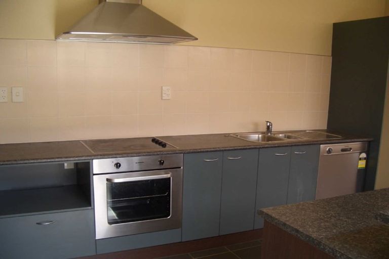 Photo of property in 10 Derg Place, East Tamaki, Auckland, 2013