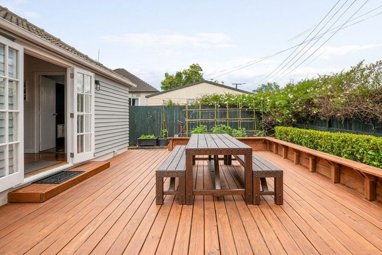 Photo of property in 4 Casey Avenue, Fairfield, Hamilton, 3214