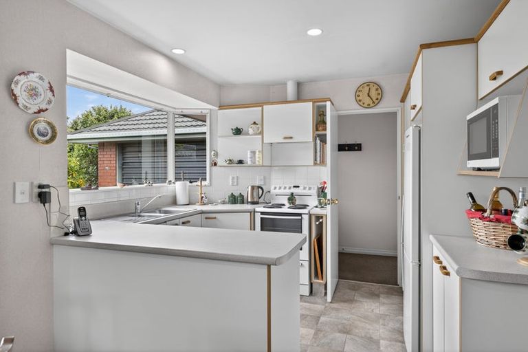 Photo of property in 1/193 Wairakei Road, Bryndwr, Christchurch, 8053