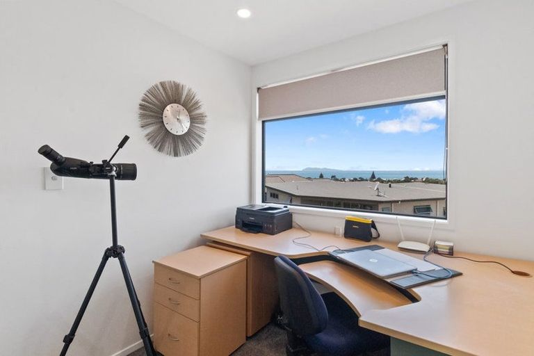 Photo of property in 35 Tohora View, Waihi Beach, 3611