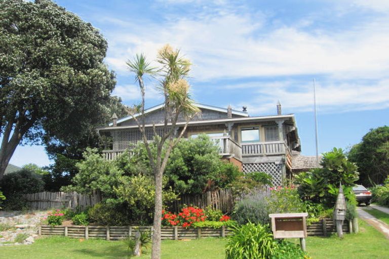 Photo of property in 11 Pare Street, Wainui, Gisborne, 4010