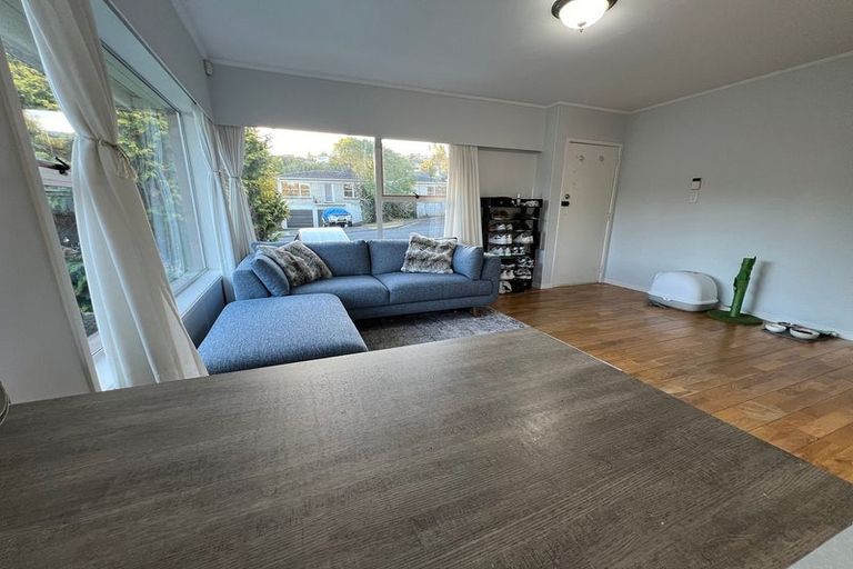 Photo of property in 1/110 Monarch Avenue, Hillcrest, Auckland, 0627