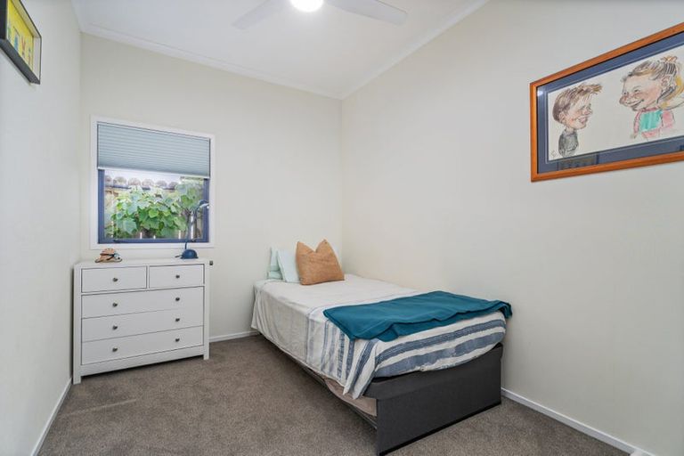 Photo of property in 15 Martin Place, Cooks Beach, Whitianga, 3591