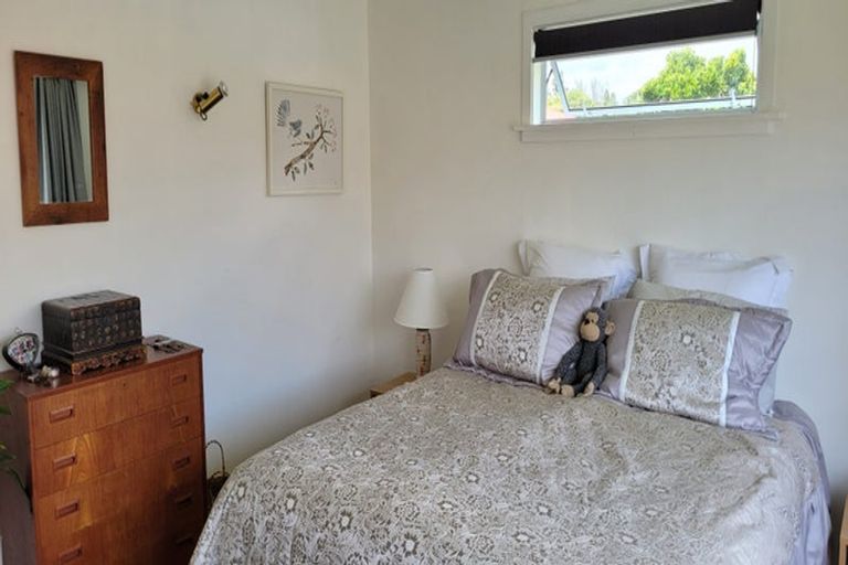 Photo of property in 7 Margaret Place, Merrilands, New Plymouth, 4312