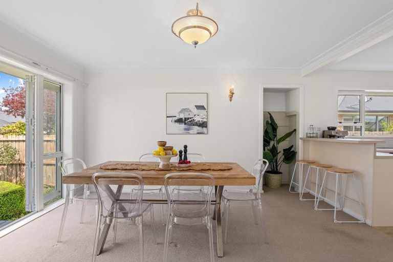 Photo of property in 32 Carruthers Street, Ilam, Christchurch, 8041