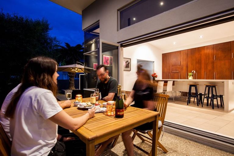 Photo of property in 41 Lorna Street, Lynmouth, New Plymouth, 4310