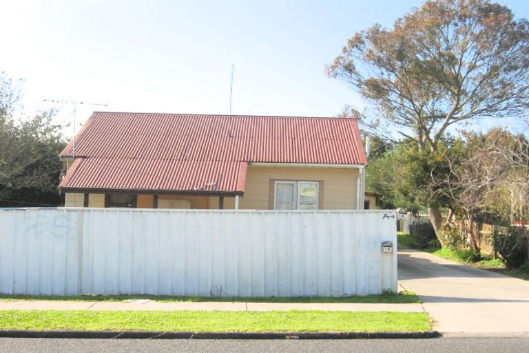 Photo of property in 14 Fields Road, Manurewa, Auckland, 2102