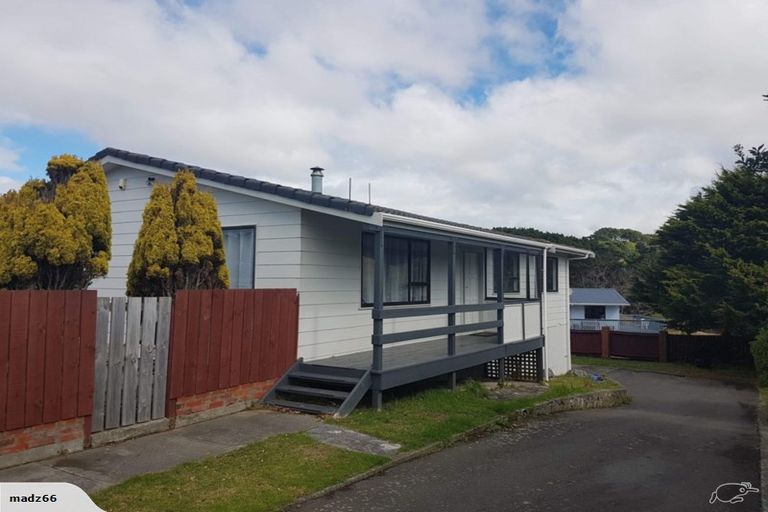 Photo of property in 101 Pikarere Street, Titahi Bay, Porirua, 5022