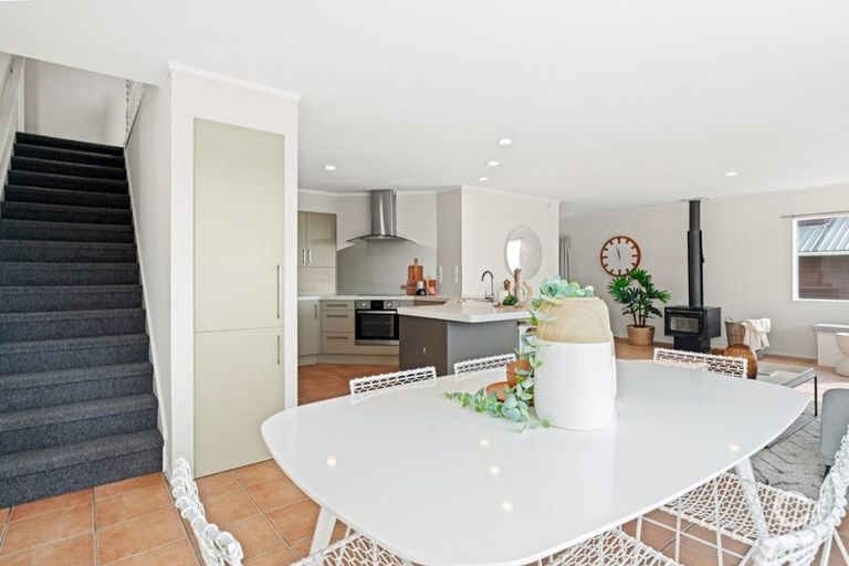 Photo of property in 20 Philomel Crest, Welcome Bay, Tauranga, 3112