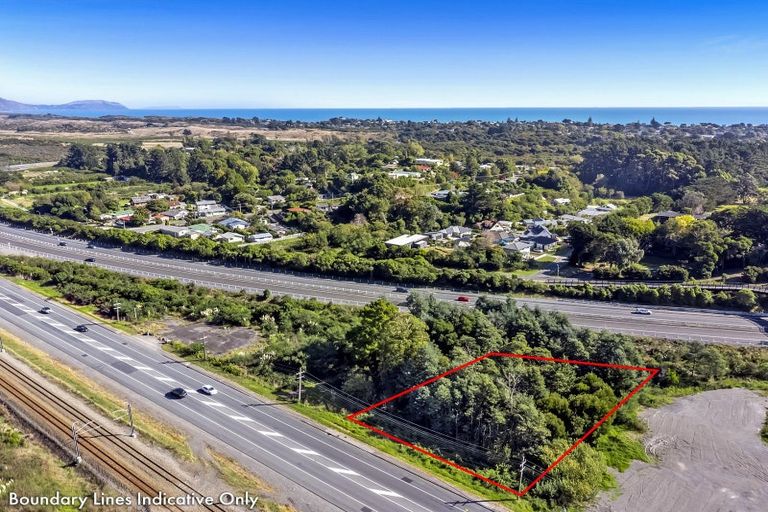 Photo of property in 252 Main Road South, Raumati South, Paraparaumu, 5032