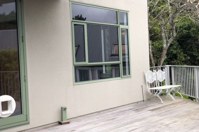 Photo of property in 134 Wadestown Road, Wadestown, Wellington, 6012