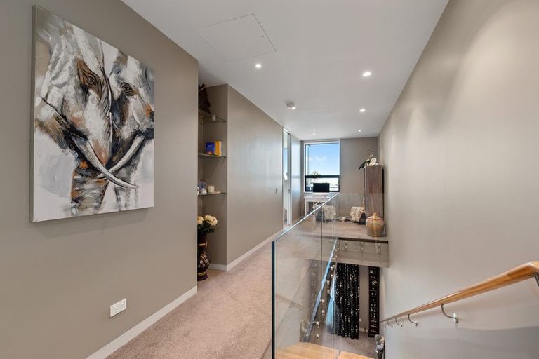 Photo of property in 2b The Terrace, Takapuna, Auckland, 0622
