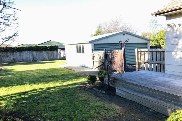 Photo of property in 47 Momorangi Crescent, Redwood, Christchurch, 8051
