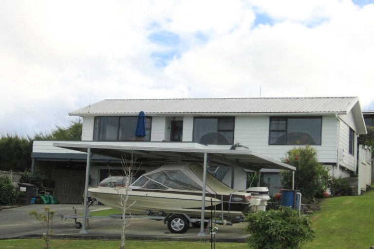 Photo of property in 9 Matangi Terrace, Snells Beach, 0920