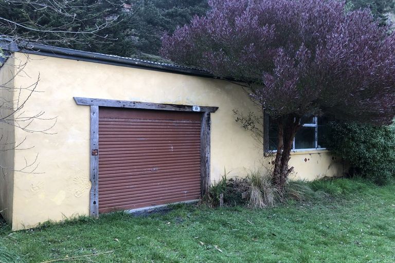 Photo of property in 14 Beach Road, Long Beach, Port Chalmers, 9081