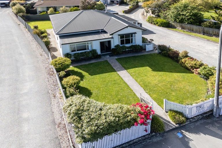 Photo of property in 141 Selwyn Street, Waimataitai, Timaru, 7910