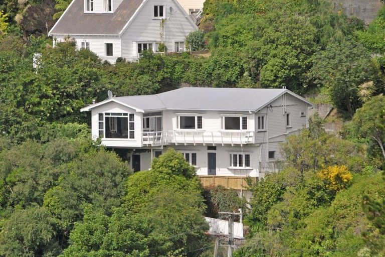 Photo of property in 11 Northland Road, Northland, Wellington, 6012