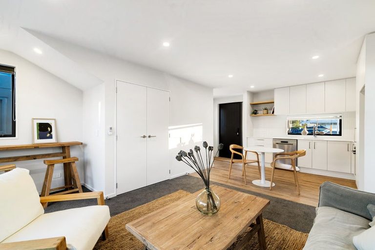 Photo of property in 2/109 Taikata Road, Te Atatu Peninsula, Auckland, 0610