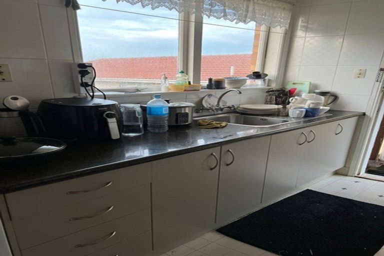 Photo of property in 3/133 Titirangi Road, New Lynn, Auckland, 0600