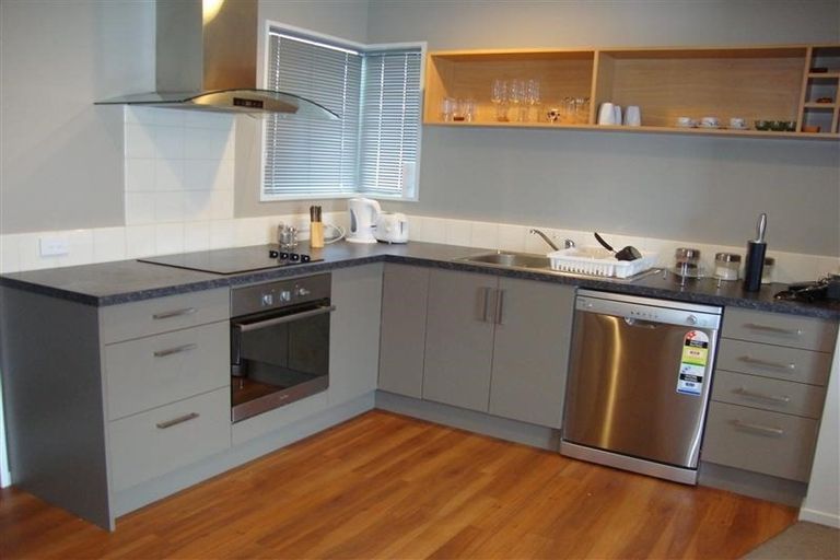 Photo of property in 3/13 Elizabeth Street, Riccarton, Christchurch, 8011