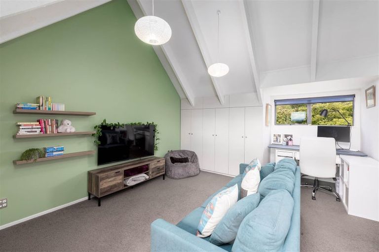 Photo of property in 68 Penruddock Rise, Westmorland, Christchurch, 8025
