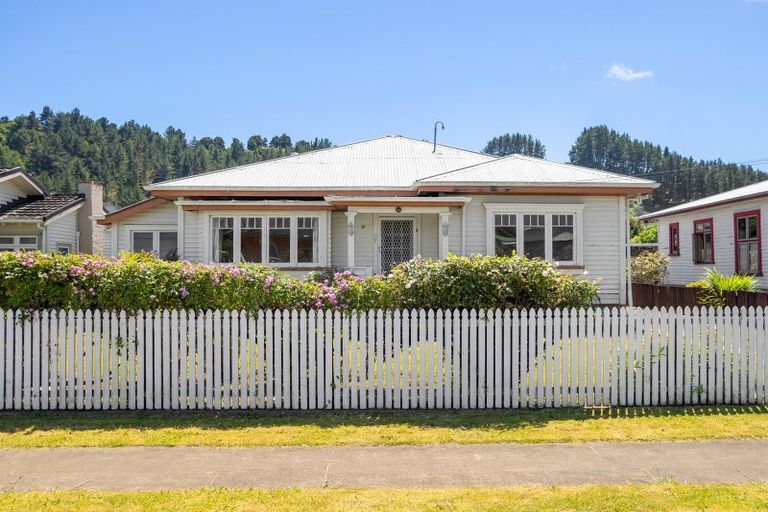 Photo of property in 42 Taitua Street, Taumarunui, 3920