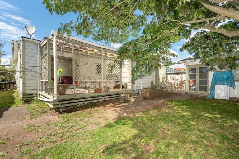 Photo of property in 239 Boucher Avenue, Te Puke, 3119