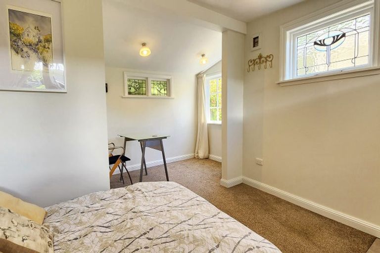 Photo of property in 131 Aro Street, Aro Valley, Wellington, 6021