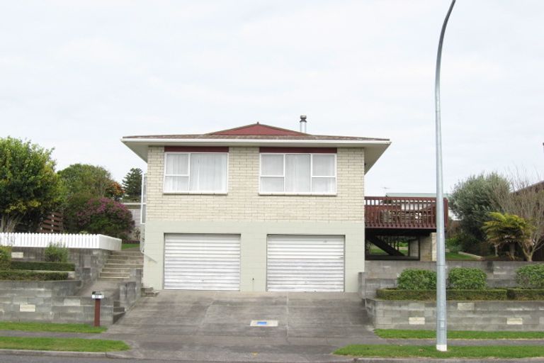 Photo of property in 23 Glamis Avenue, Bell Block, New Plymouth, 4312