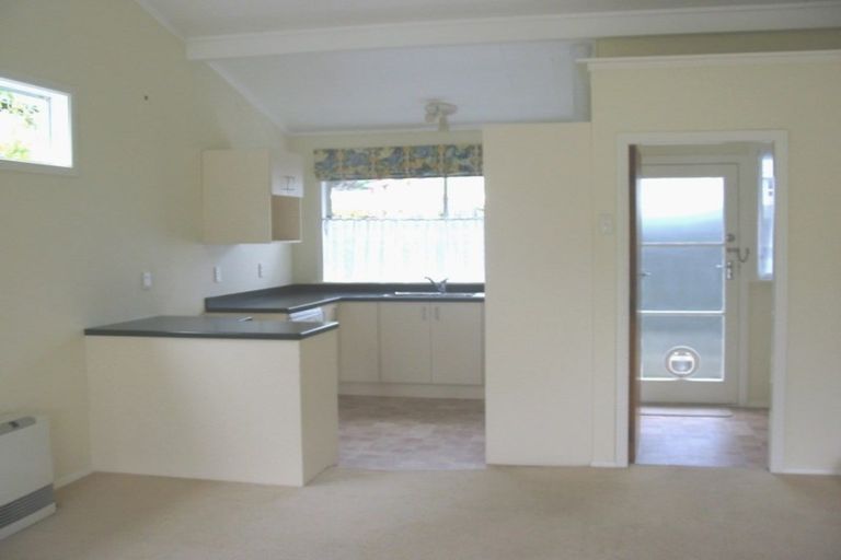 Photo of property in 1b Horoeka Street, Stokes Valley, Lower Hutt, 5019