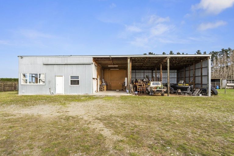 Photo of property in 1465 South Eyre Road, Swannanoa, 7476